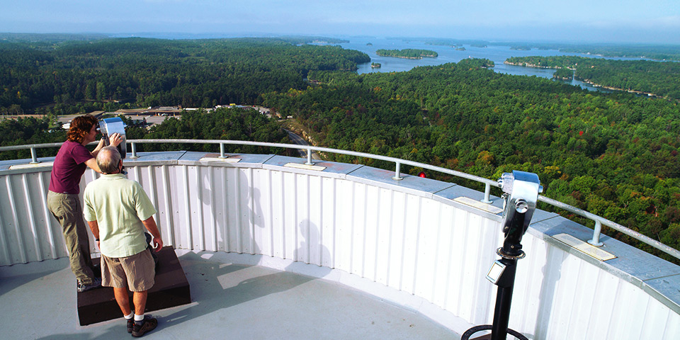 1000 Islands Tower, Îles Hill (accessible en voiture)